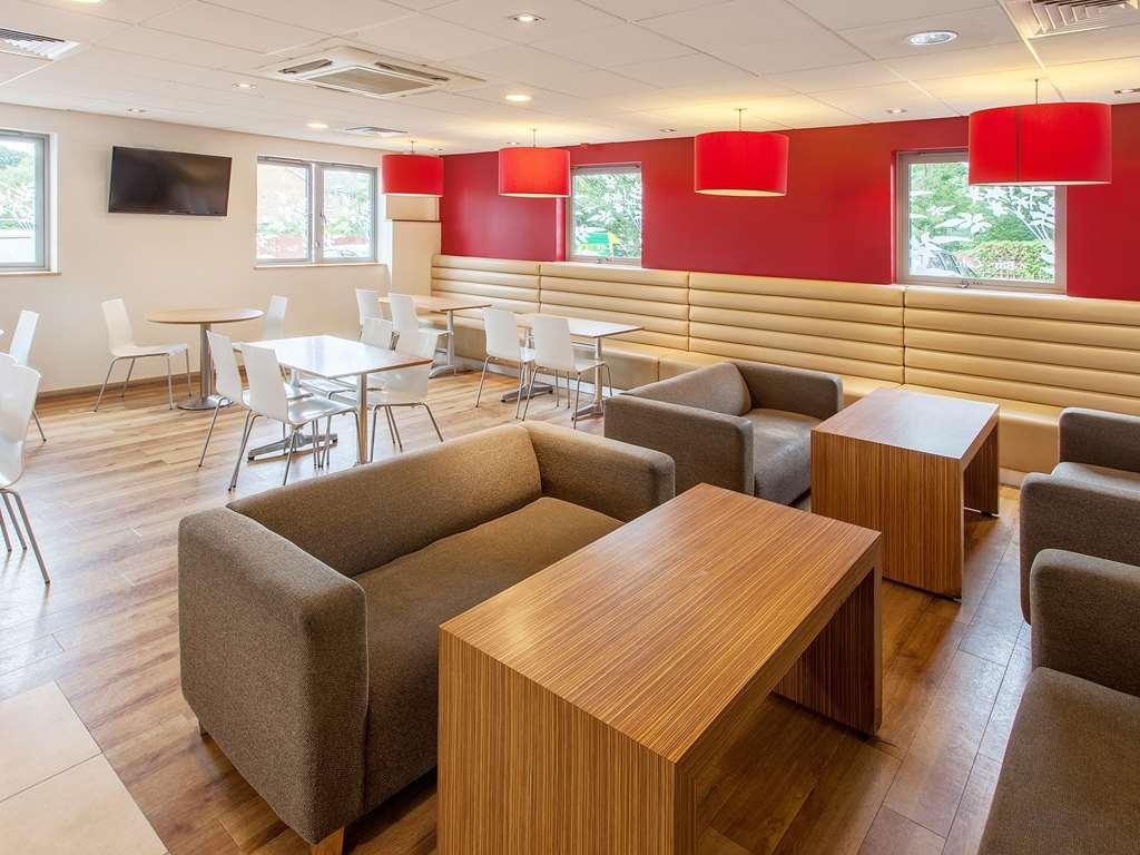Travelodge Bracknell Central Ristorante foto